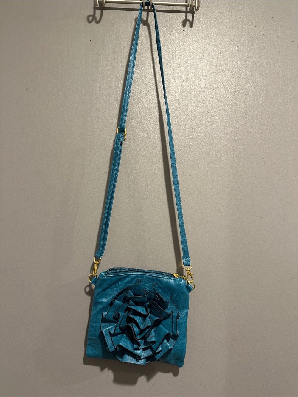 Crossbody bag